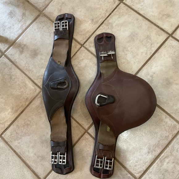 Devoucoux Chiberta Saddle 17.5 inch seat, 2013, cover and two girths, rich brown - Picture 12 of 16